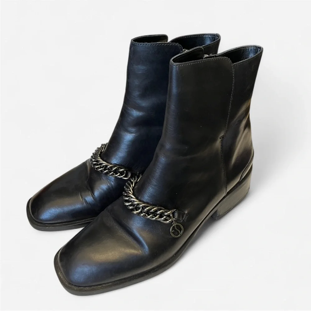 Franco Sarto Caleb Booties Black Leather Ankle Boots with Chain Detail US 8.5
